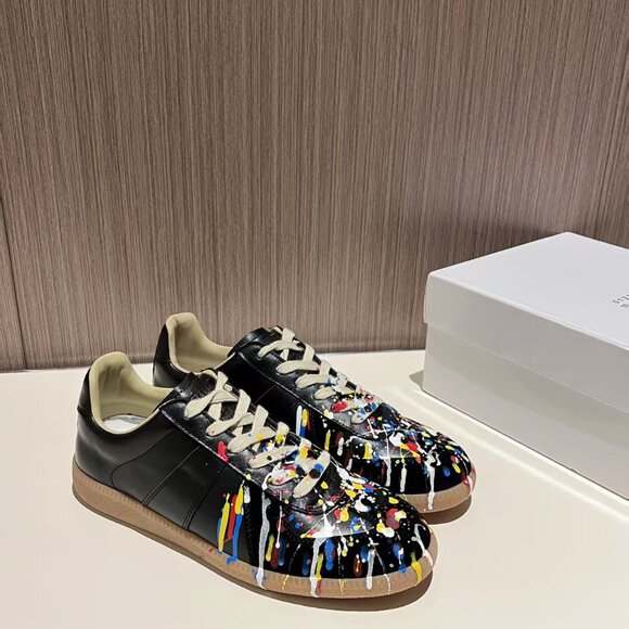 Maison Margiela Men's multi Trainers - Picture 5 of 6